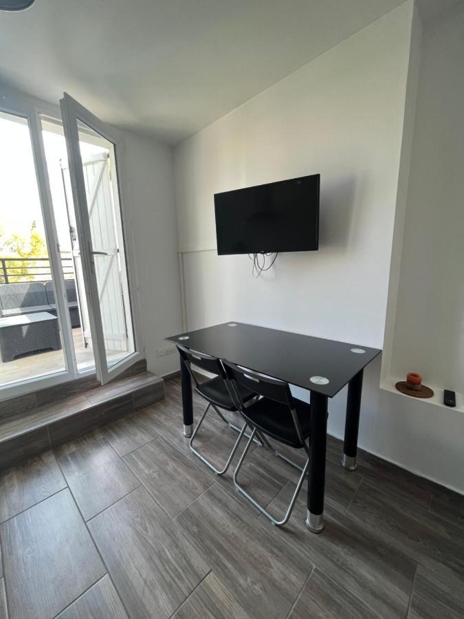 Appartement 4 Personnes, Aeroport Marseille Marignane Exterior foto